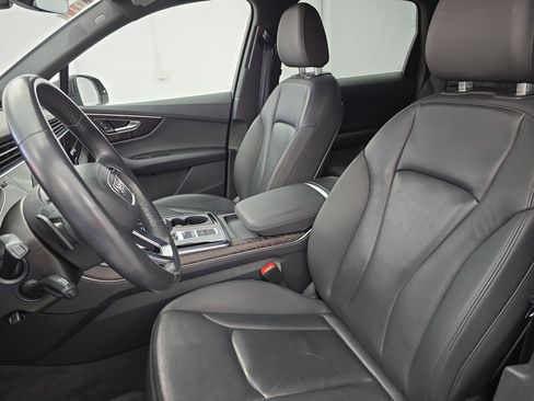 Used 2021 Audi Q7 3.0T Premium Plus w/ Premium Plus Package image 32