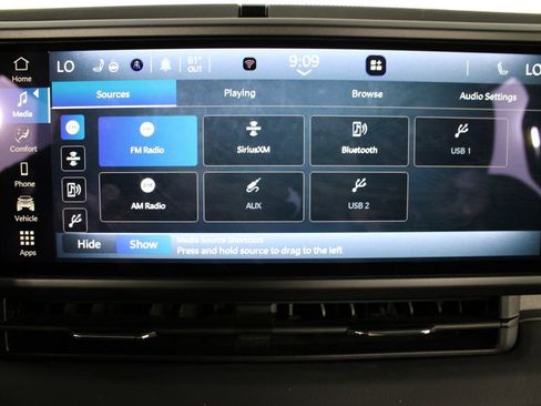 Used 2025 Jeep Wrangler Unlimited Sahara w/ Safety Group AWD/4WD image 5