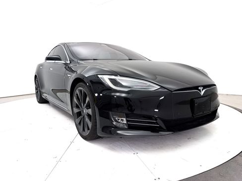 Used 2021 Tesla Model S Performance AWD/4WD image 10