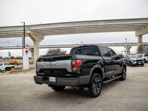 Used 2023 Nissan Titan Platinum Reserve w/ Moonroof Package image 7