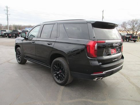 Certified 2025 GMC Yukon AT4 w/ AT4 Premium Plus Package image 8