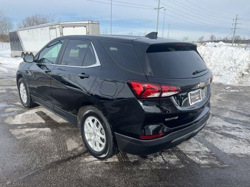 Used 2023 Chevrolet Equinox RS w/ RS Leather Package image 5