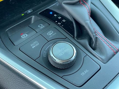 Used 2023 Toyota RAV4 XSE w/ Weather Package image 19