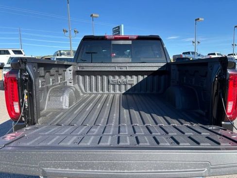 New 2026 GMC Sierra 1500 SLT AWD/4WD image 20