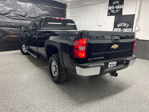 Used 2010 Chevrolet Silverado 2500 LT image 3