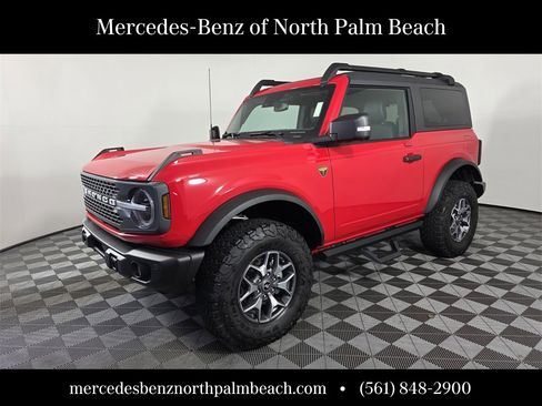 Used 2022 Ford Bronco Badlands image 1