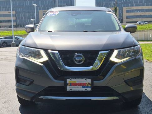 Used 2019 Nissan Rogue S AWD/4WD image 8