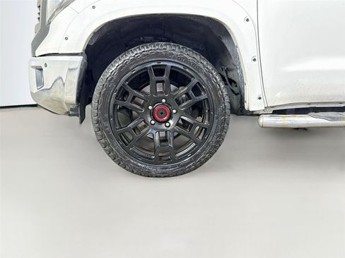 Used 2017 Toyota Tundra 1794 Edition AWD/4WD image 10
