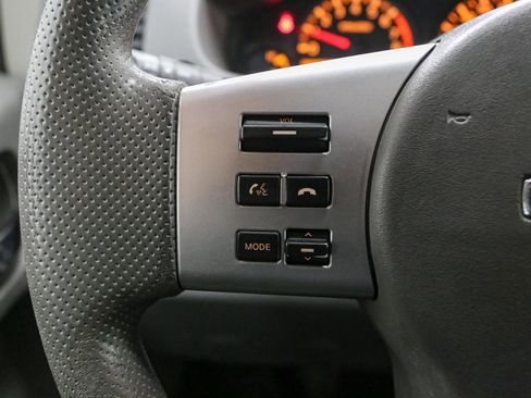 Used 2015 Nissan Frontier SV w/ SV Value Truck Package AWD/4WD image 32