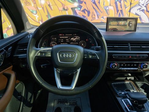 Used 2019 Audi Q7 3.0T Premium Plus image 16