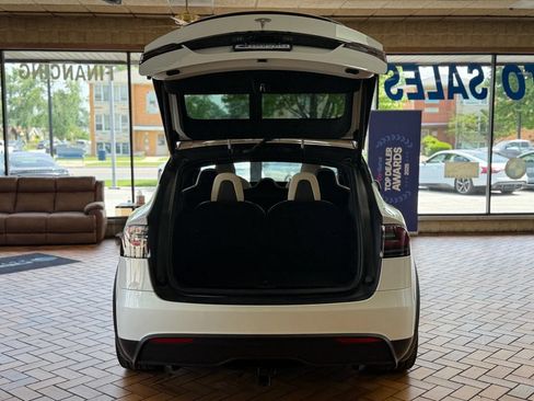 Used 2023 Tesla Model X AWD/4WD image 24