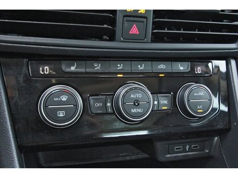 Used 2022 Volkswagen Jetta SE FWD image 26