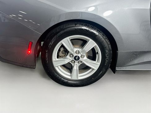 Used 2024 Ford Mustang Coupe RWD image 11