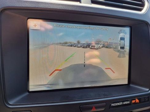 Used 2017 Ford Explorer XLT w/ Equipment Group 202A image 18