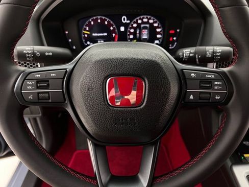 Used 2025 Honda Civic Type R image 16