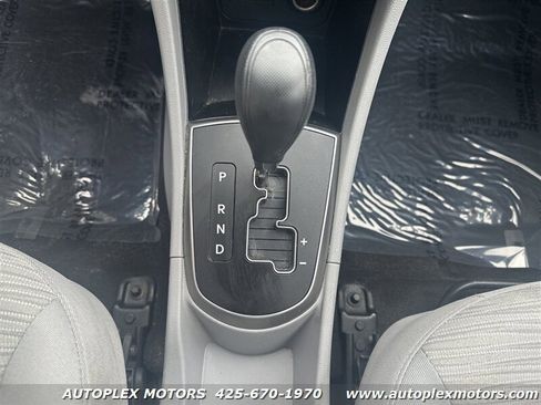 Used 2016 Hyundai Accent SE image 22