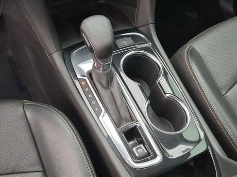 Used 2023 Chevrolet Equinox Premier w/ LPO, Floor Liner Package FWD image 18