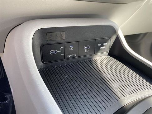 Used 2024 Hyundai Kona SEL AWD/4WD image 40