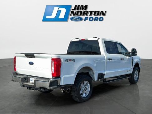 Used 2025 Ford F250 XLT image 3