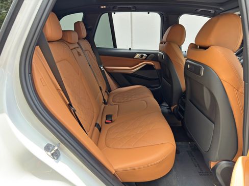 Used 2025 BMW X5 xDrive50e w/ Executive Package AWD/4WD image 44