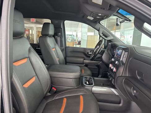 Used 2023 GMC Sierra 2500 AT4 w/ Gooseneck/5TH Wheel Package image 32