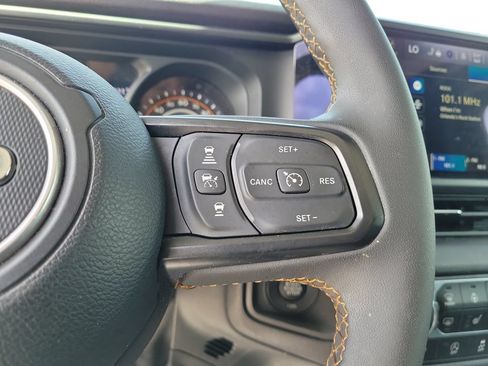 Used 2024 Jeep Wrangler Sport AWD/4WD image 12