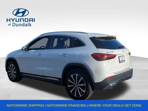 Used 2023 Mercedes-Benz GLA 250 4MATIC w/ Premium Package image 7