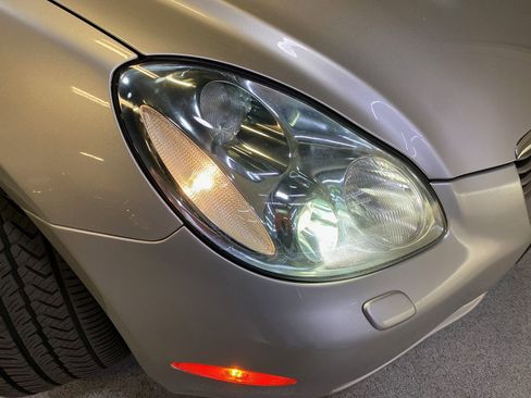 Used 2005 Lexus SC 430 Convertible RWD image 35