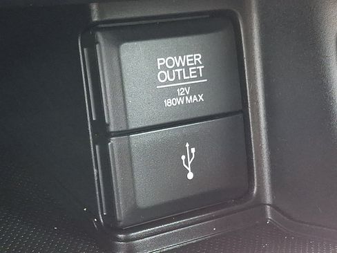 Used 2015 Honda Accord Sport image 26