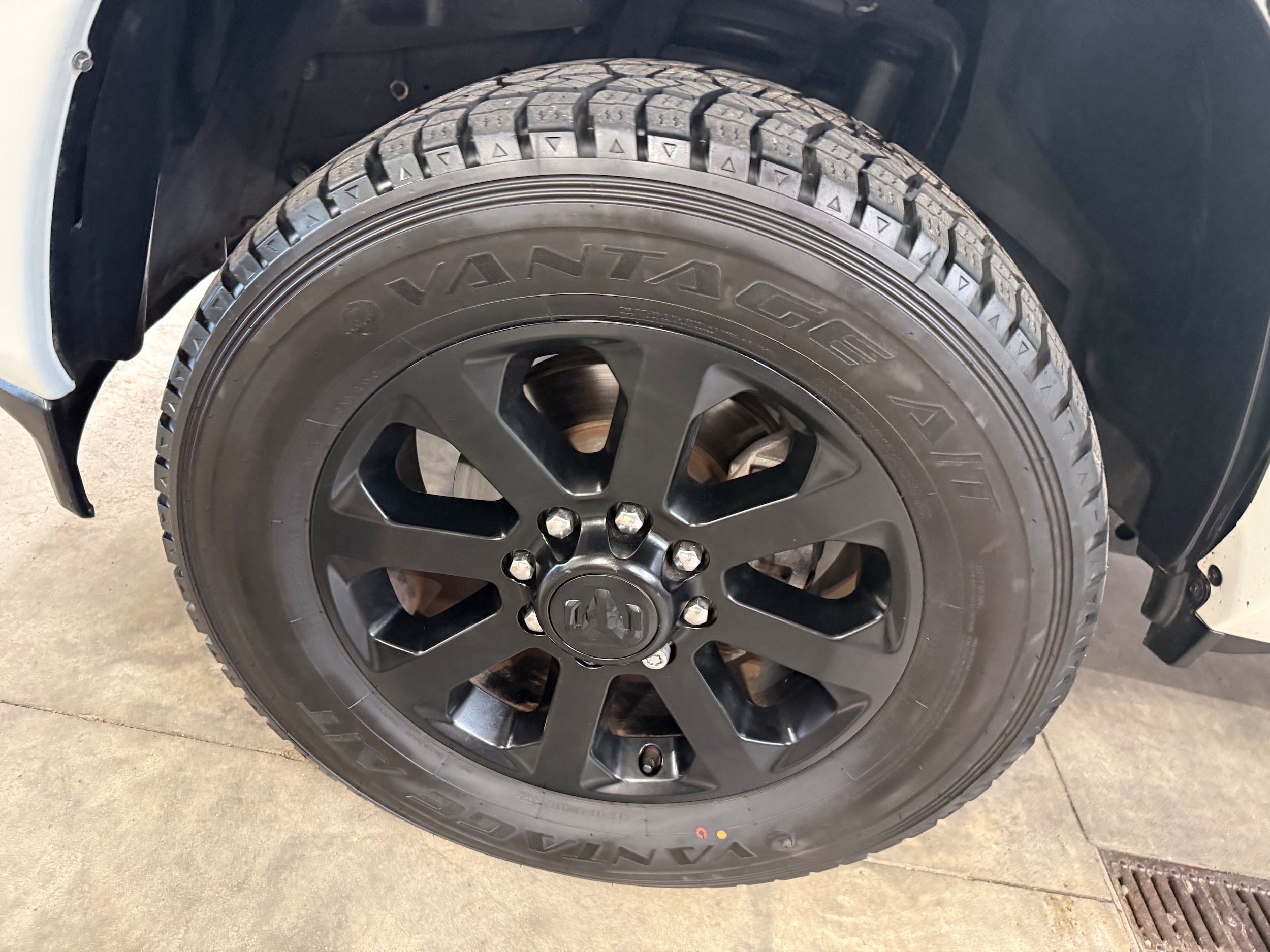 Used 2022 RAM 2500 Laramie w/ Night Edition AWD/4WD image 39