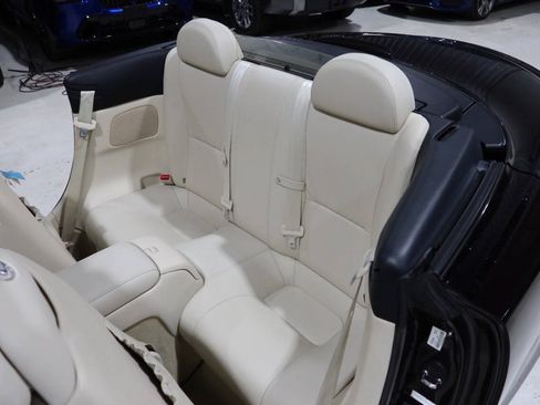 Used 2004 Lexus SC 430 Convertible RWD image 16