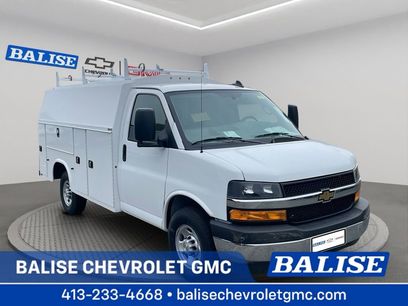 New 2025 Chevrolet Express 3500 w/ Power Convenience Package