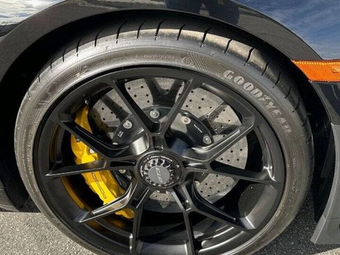 Used 2022 Porsche 911 GT3 image 19