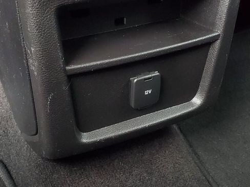 Used 2016 Ford Edge SEL w/ Equipment Group 201A AWD/4WD image 25