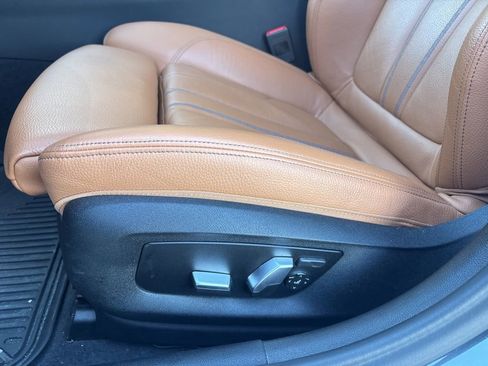 Used 2022 BMW 540i xDrive image 13
