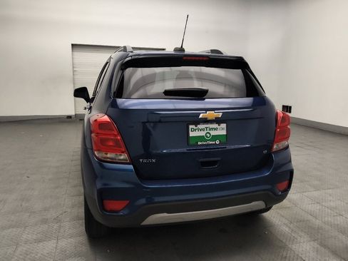 Used 2020 Chevrolet Trax LT w/ LT Convenience Package FWD image 6