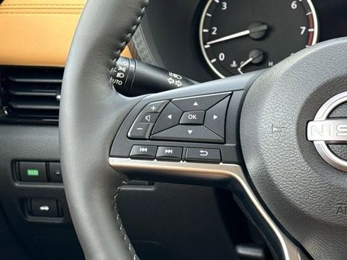 New 2025 Nissan Sentra SV w/ SV Premium Package image 21