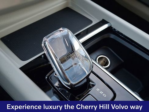New 2026 Volvo XC60 T8 Ultra w/ Protection Package Premier AWD/4WD image 11