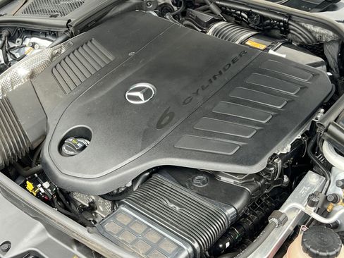 Used 2023 Mercedes-Benz S 500 4MATIC w/ AMG Line image 42