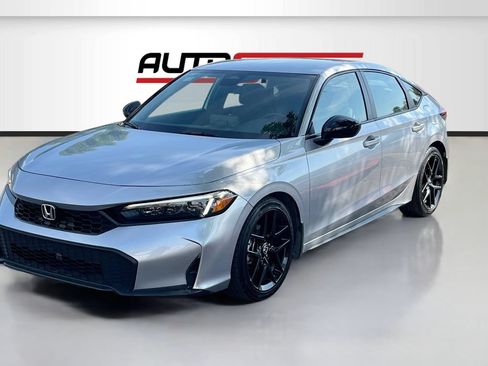 Used 2025 Honda Civic Sport image 3