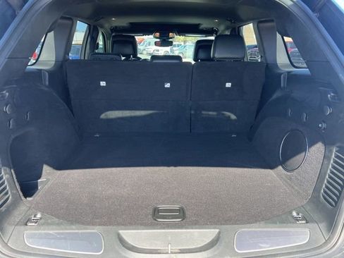 Used 2018 Jeep Grand Cherokee Trailhawk image 16