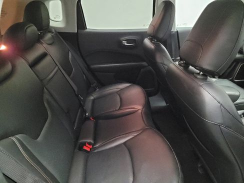 Used 2019 Jeep Compass Limited w/ Safety & Security Group AWD/4WD image 19