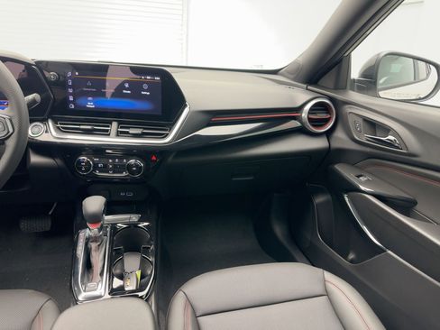 New 2026 Chevrolet Trax RS image 26