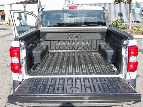 Certified 2024 Ford Maverick XL image 31