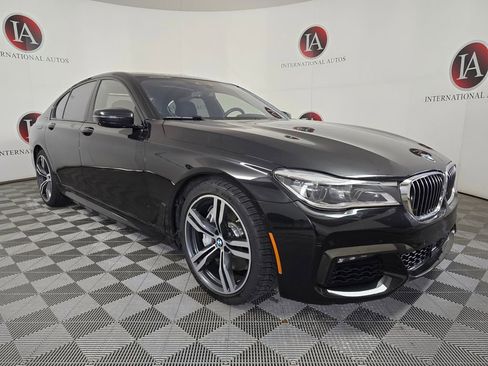 Used 2019 BMW 750i xDrive image 1