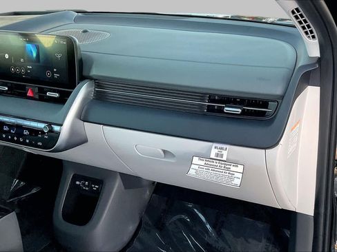 Certified 2025 Hyundai Ioniq 5 Limited RWD image 18