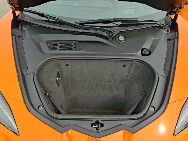 Used 2024 Chevrolet Corvette Stingray Premium Conv w/ Z51 Performance Package RWD image 32