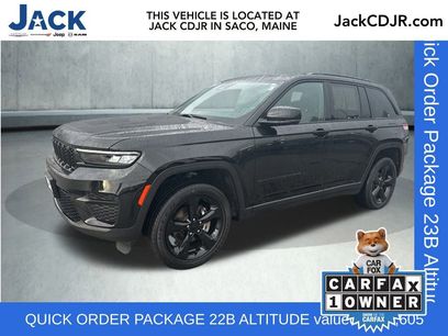 Used 2023 Jeep Grand Cherokee Altitude