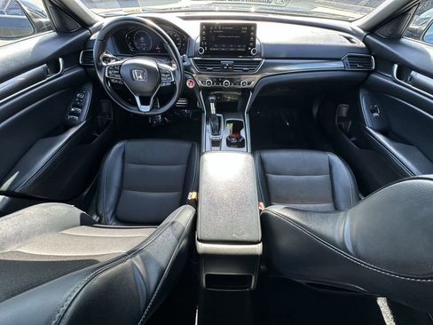 Used 2018 Honda Accord Sport image 29