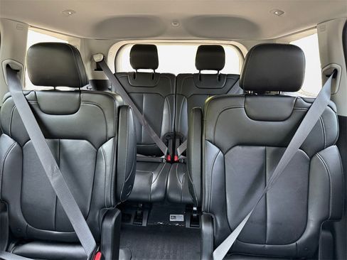 Certified 2021 Jeep Grand Cherokee L Limited image 16